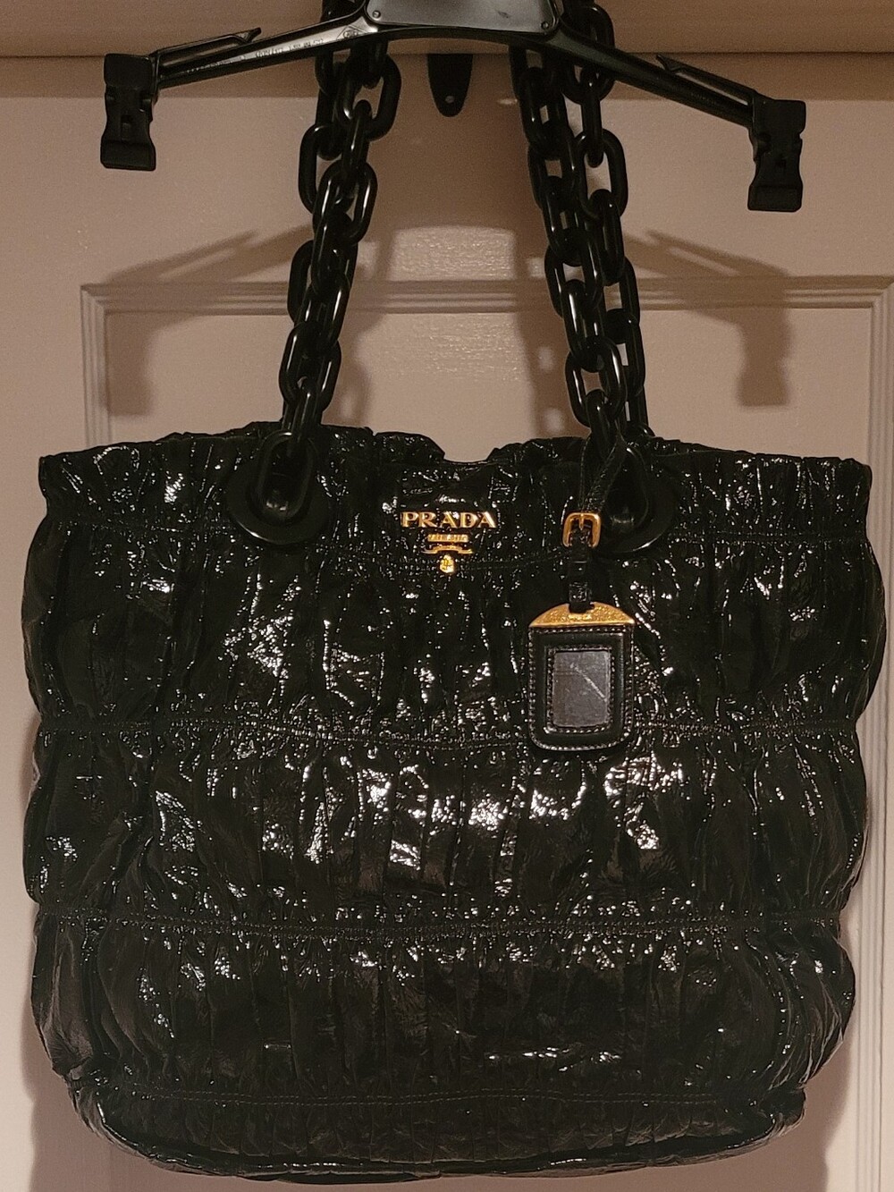 PRADA 👜 Black Patent Leather PRE-OWNED Chain-Handle Premium SOFT Patent Tote